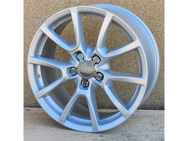 18X8 5X112 ET39 66.45 SILVER AUDI_A4_0317ND