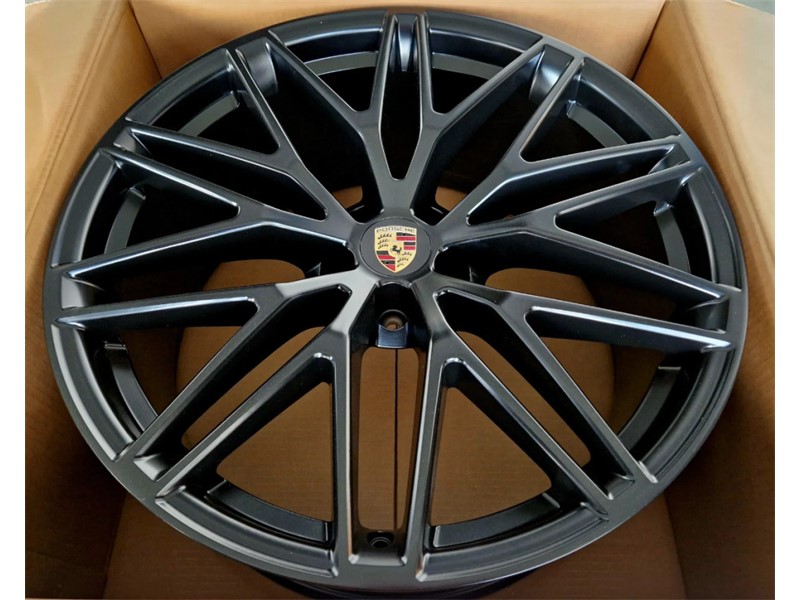 22X9 5X130 ET29 71.5 POWDER_BLACK PORSCHE_0397