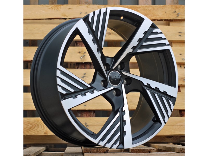 22X9.5 5X112 ET36 66.5 GMF_MG AUDI_Q8_H3454
