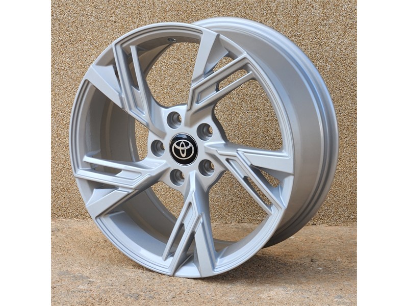 17X7.5 5X114.3 ET40 67.1 SILVER RS_5452