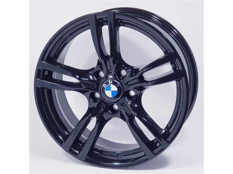 18X8.5 5X120 ET47 72.6 BLACK Zadnja za BMW 5674
