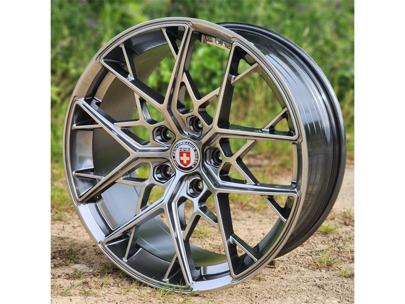 18X8 4X100 ET40 73.1 HYPER_BLACK HR_FF10_5929