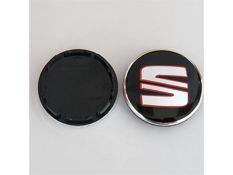 POKLOPAC SA LOGOM SEAT 55MM