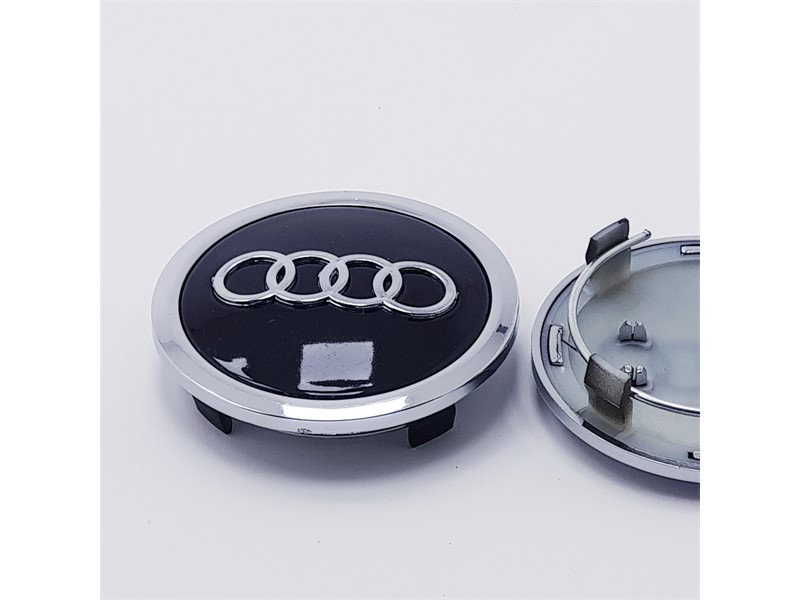 POKLOPAC SA LOGOM AUDI 69MM ŠIROKI OBOD CRNI